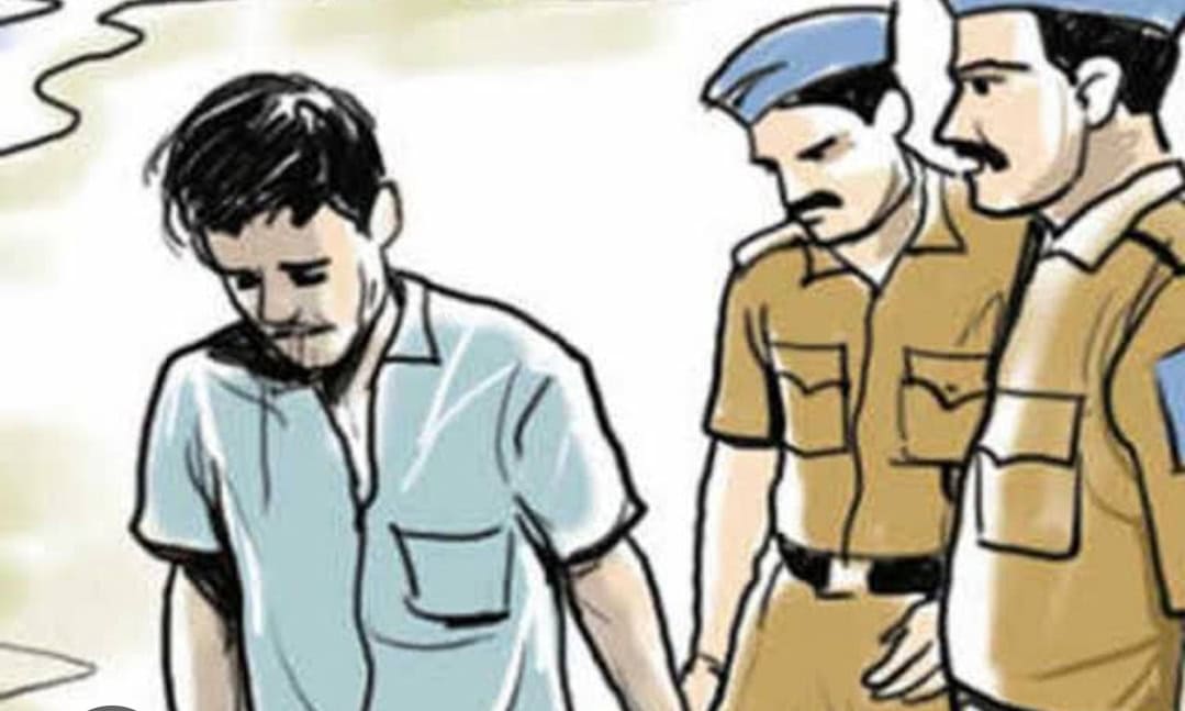 बीडमध्ये एसीबीची धडक कारवाई; तहसीलदार ताब्यात, नागरिकांचा जल्लोष